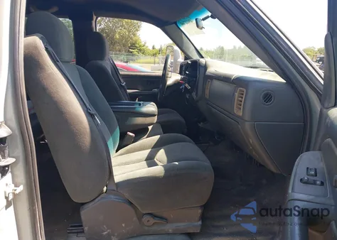 2005 GMC Sierra 2500Hd Work Truck z USA, uszkodzony, nr VIN 1GTHK29U95E202019